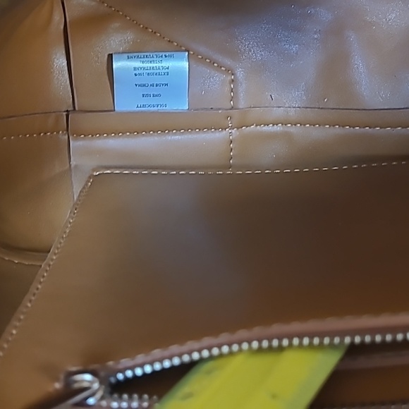 Sole Society Tan and Black Handle Purse - Picture 9 of 10